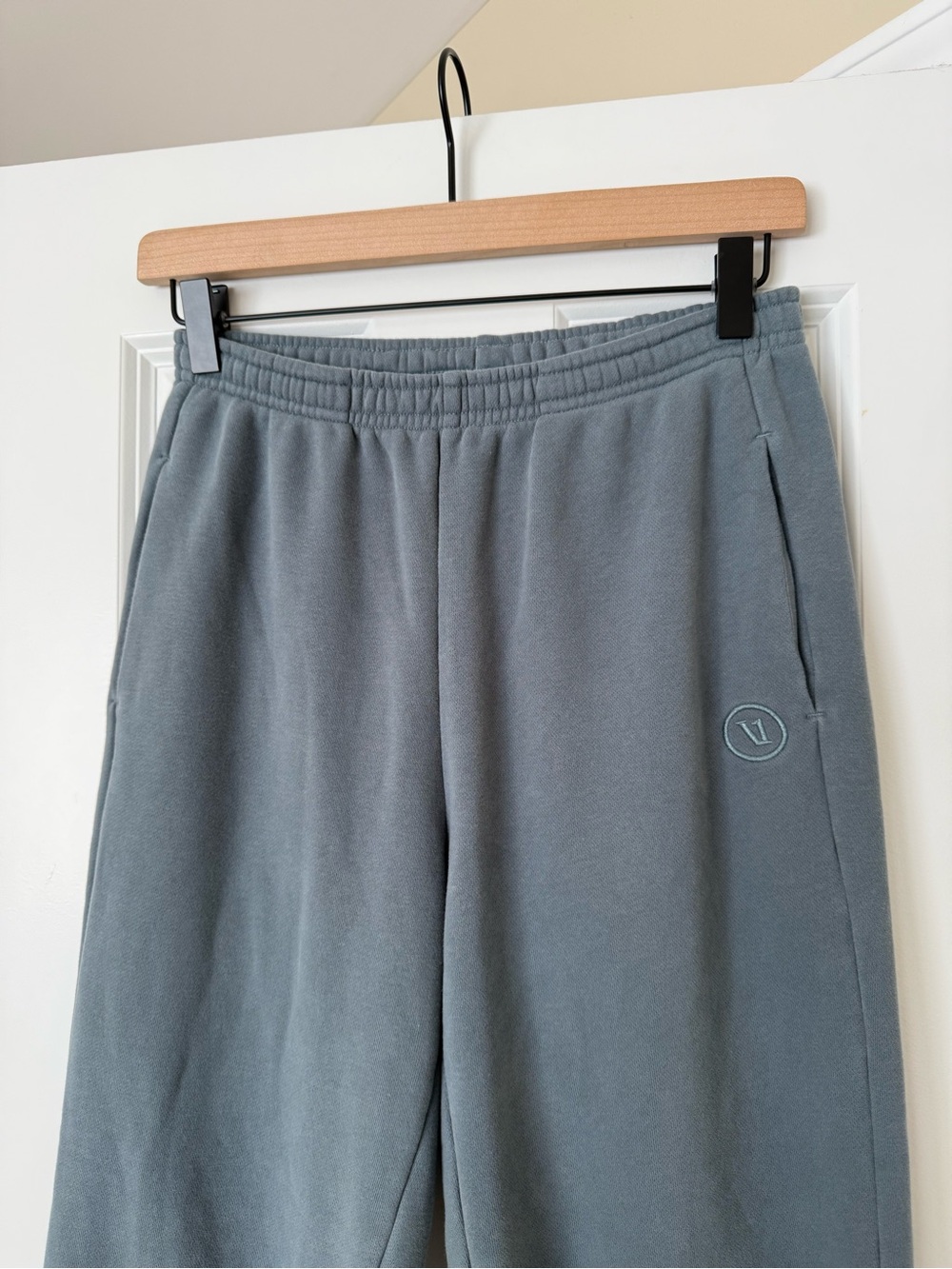 Vuori Sedona Sweatpant - Picture 6 of 9